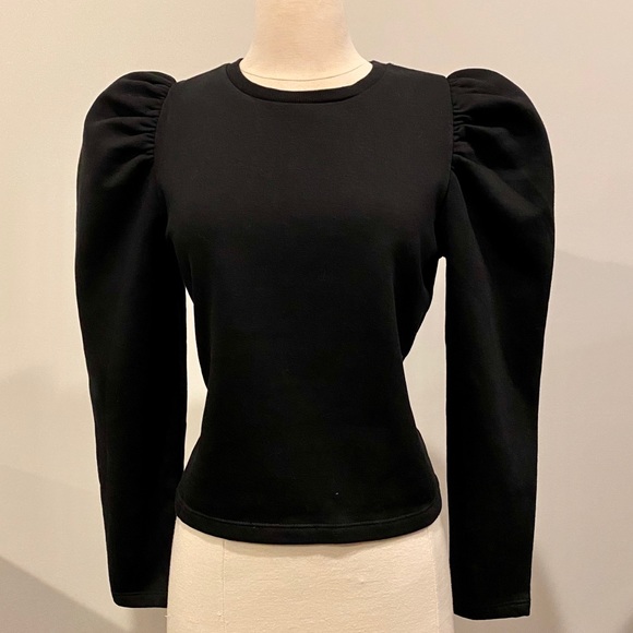 womens essential nike hoodie